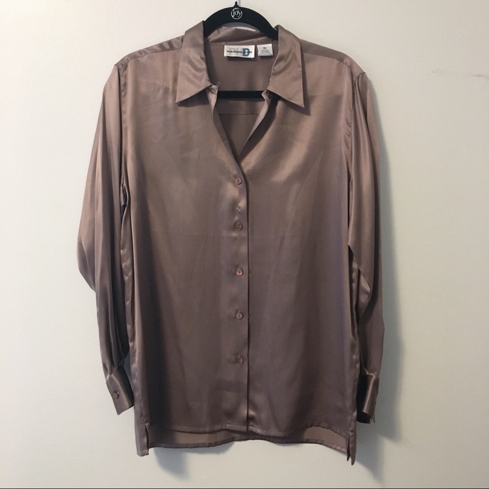 ✨Vintage 100% silk satin button down